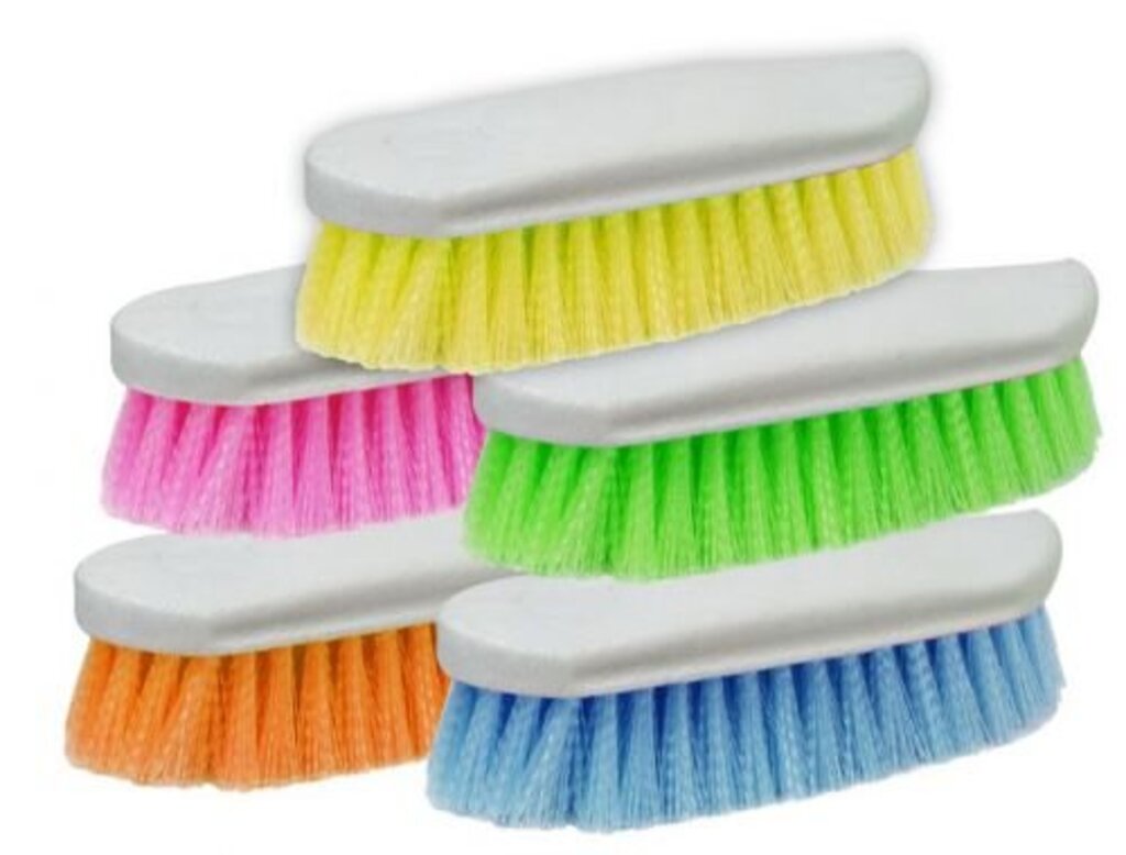 Stiff body brush