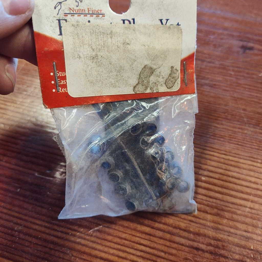 Equiptment Hoof Plugs