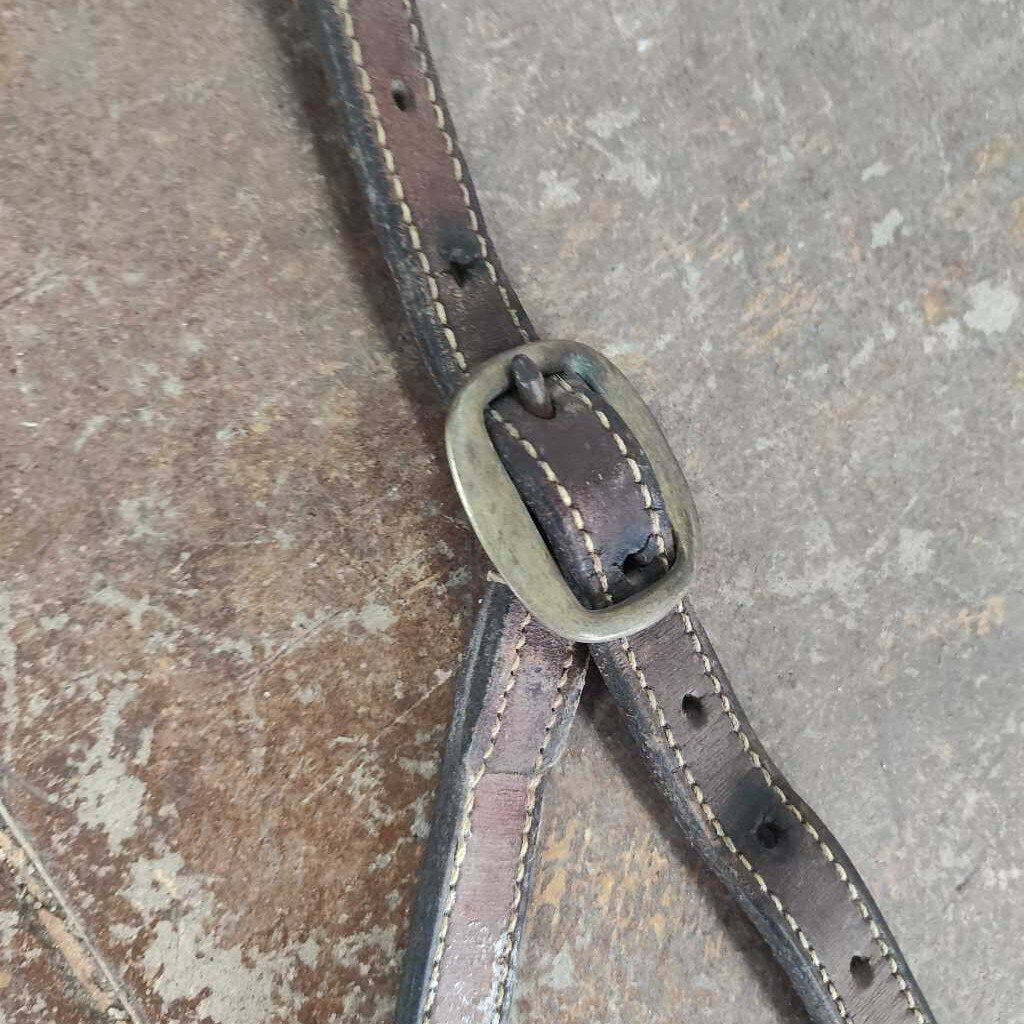 Brest Collar English