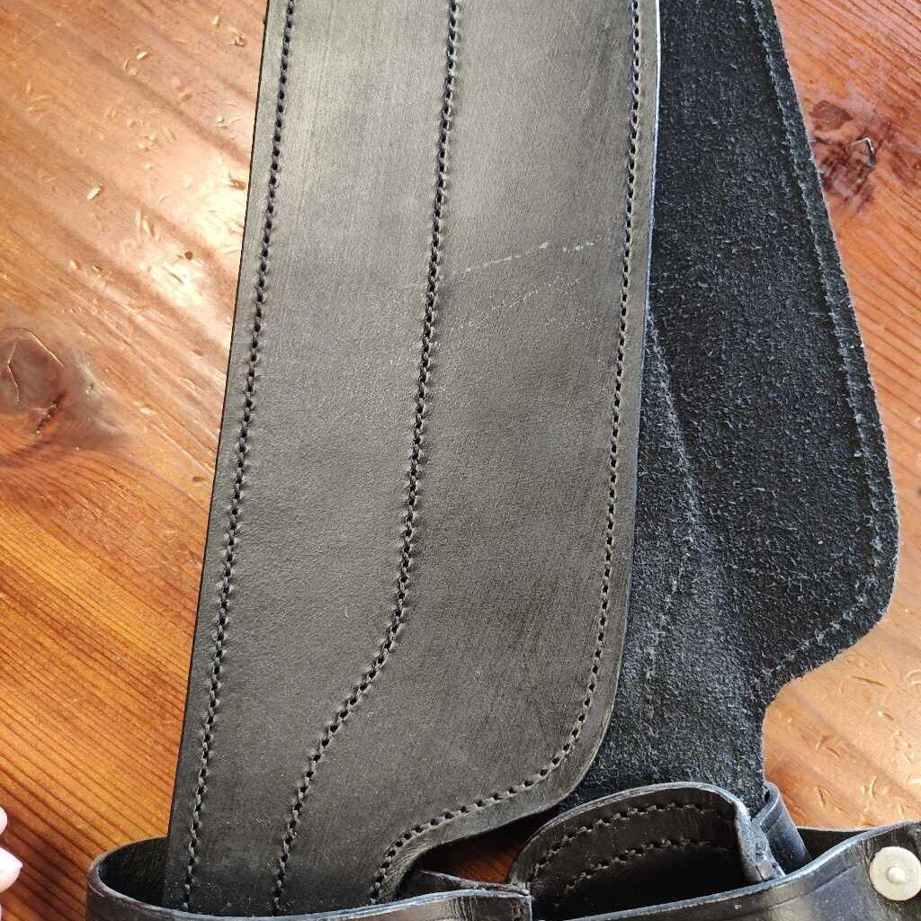 Wide Fender for Aussie saddle