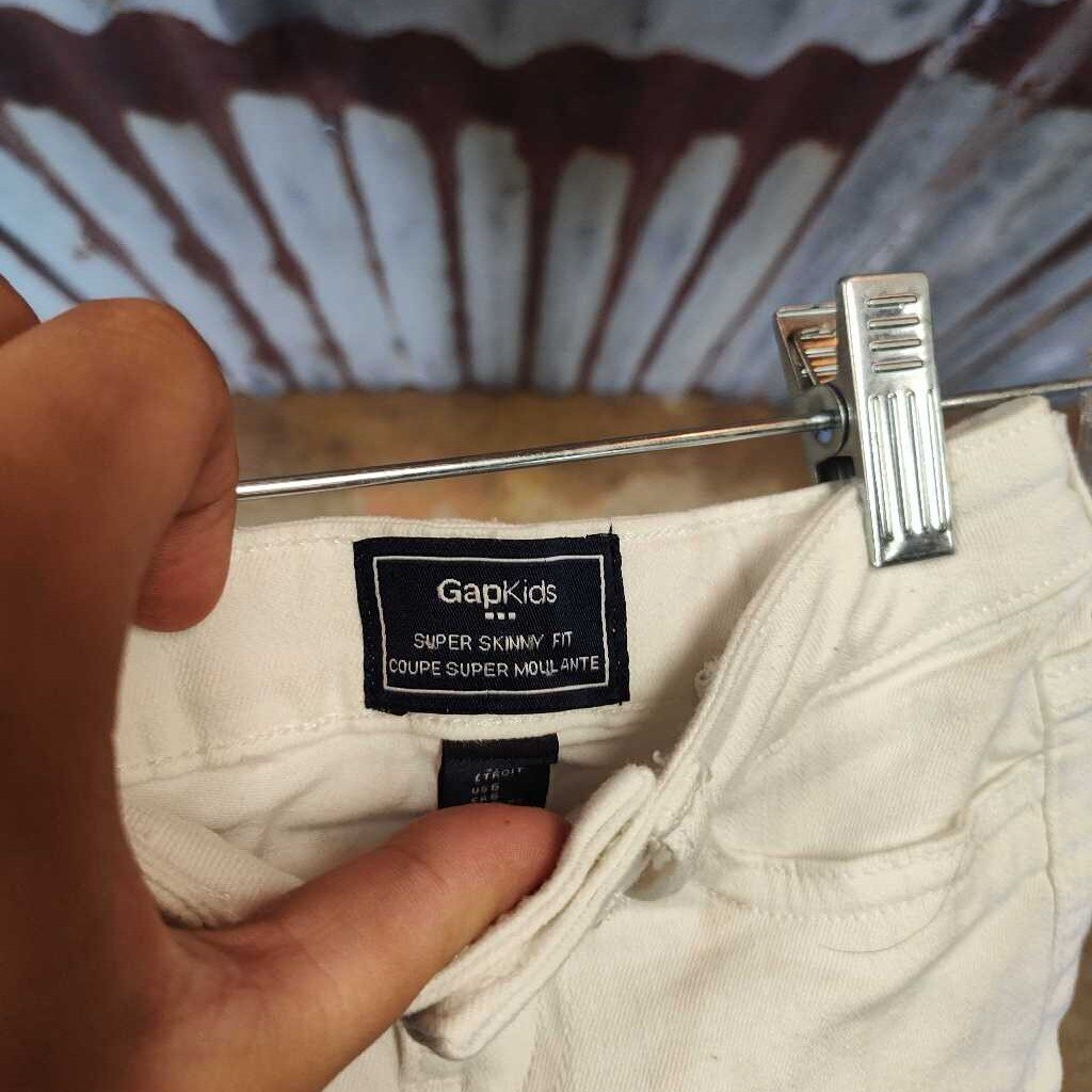 White Jeans
