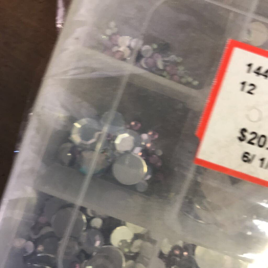 Show Gems Hundreds Of Gems!