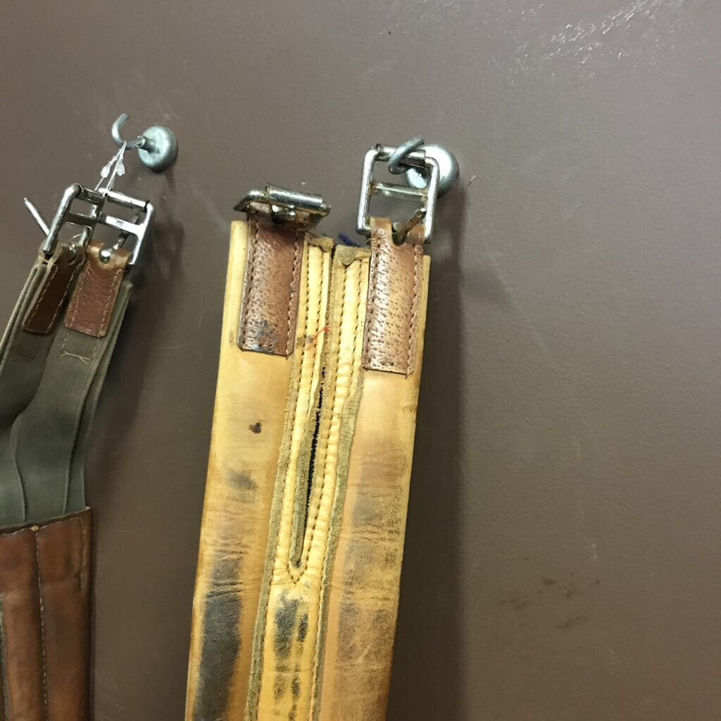 Pariani- Leather