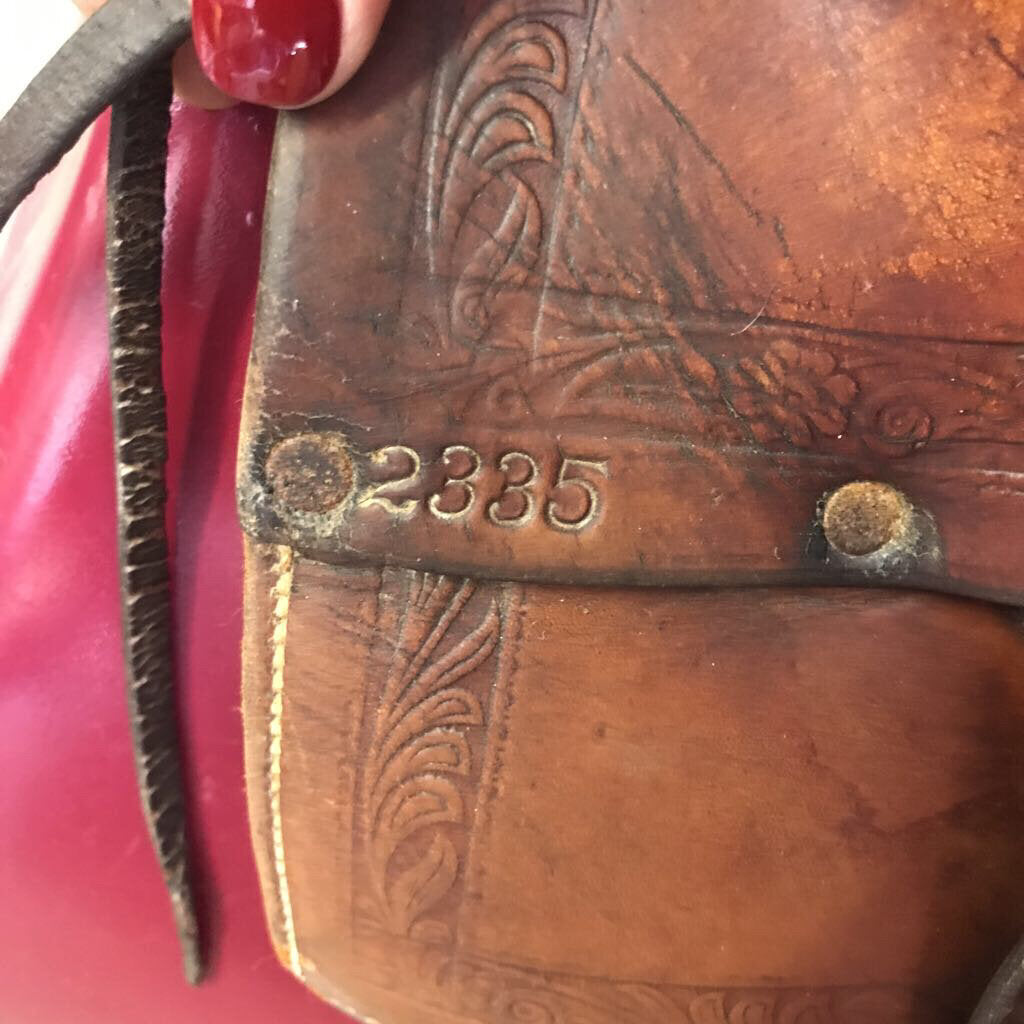 Youth hard seat Roping saddle