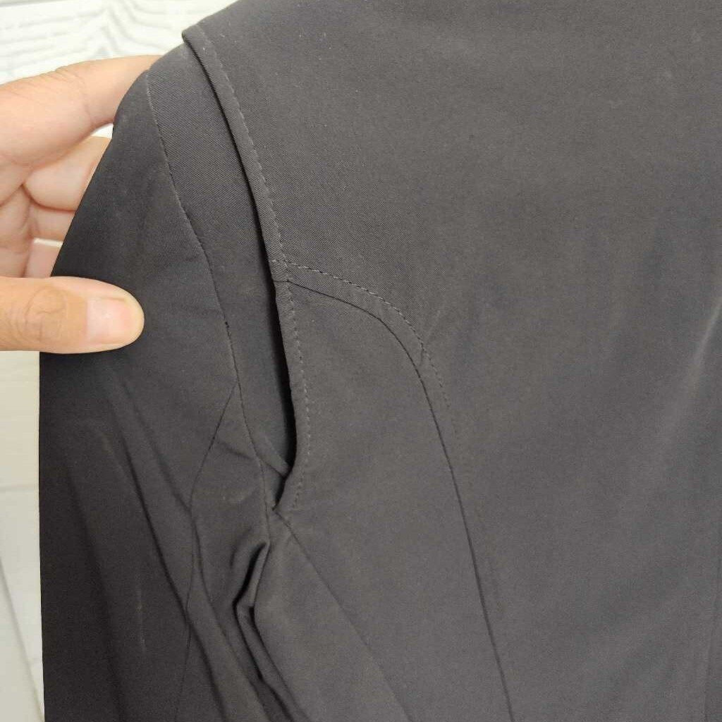 4 button hunt coat