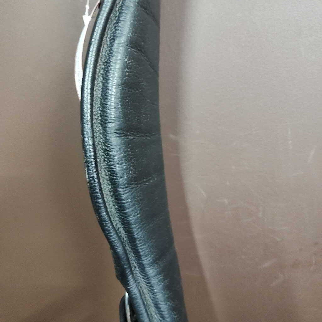 Padded contour girth- Piaffe