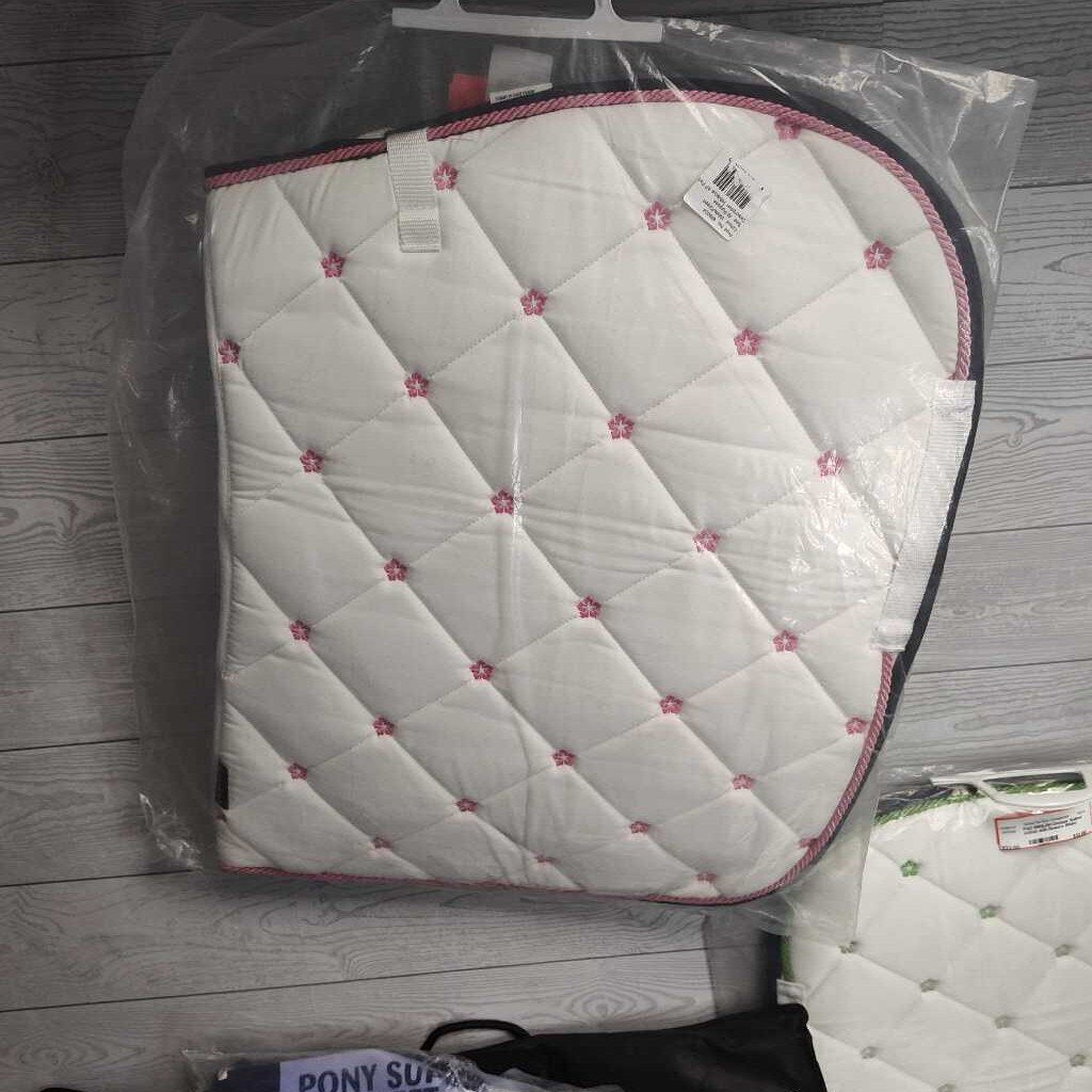 Quilted cotton with flowers