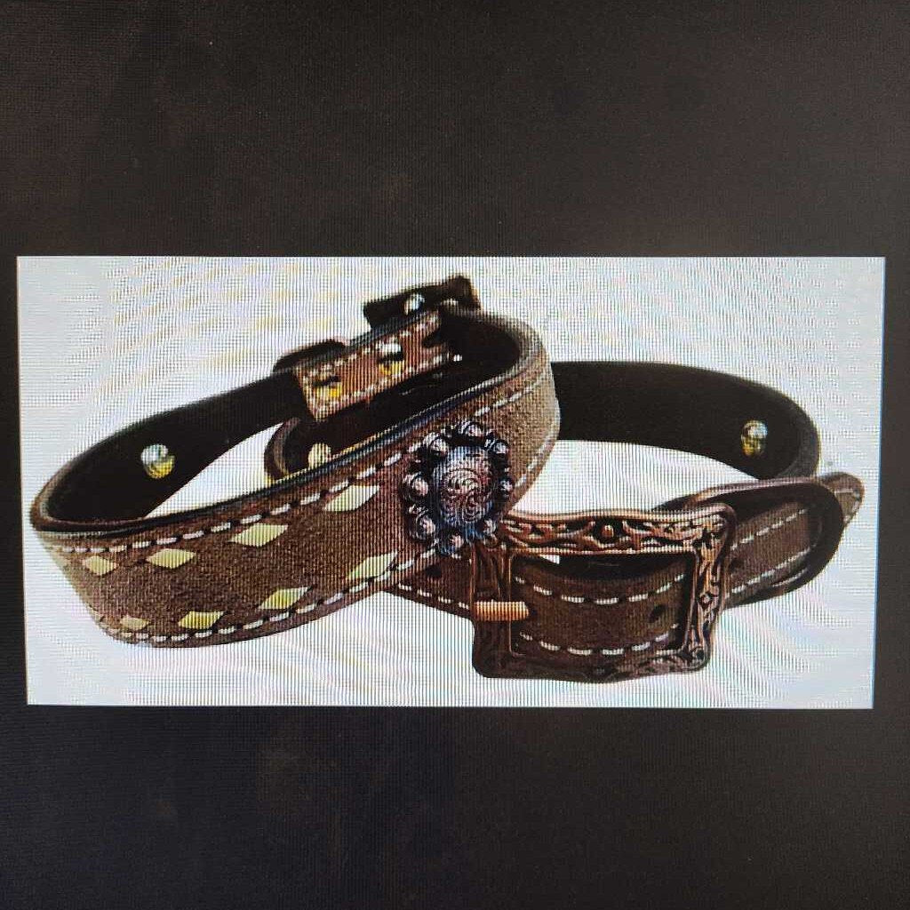 Rough out leather dog collar