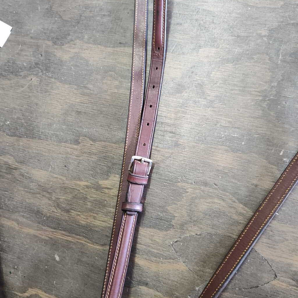 English standing martingale