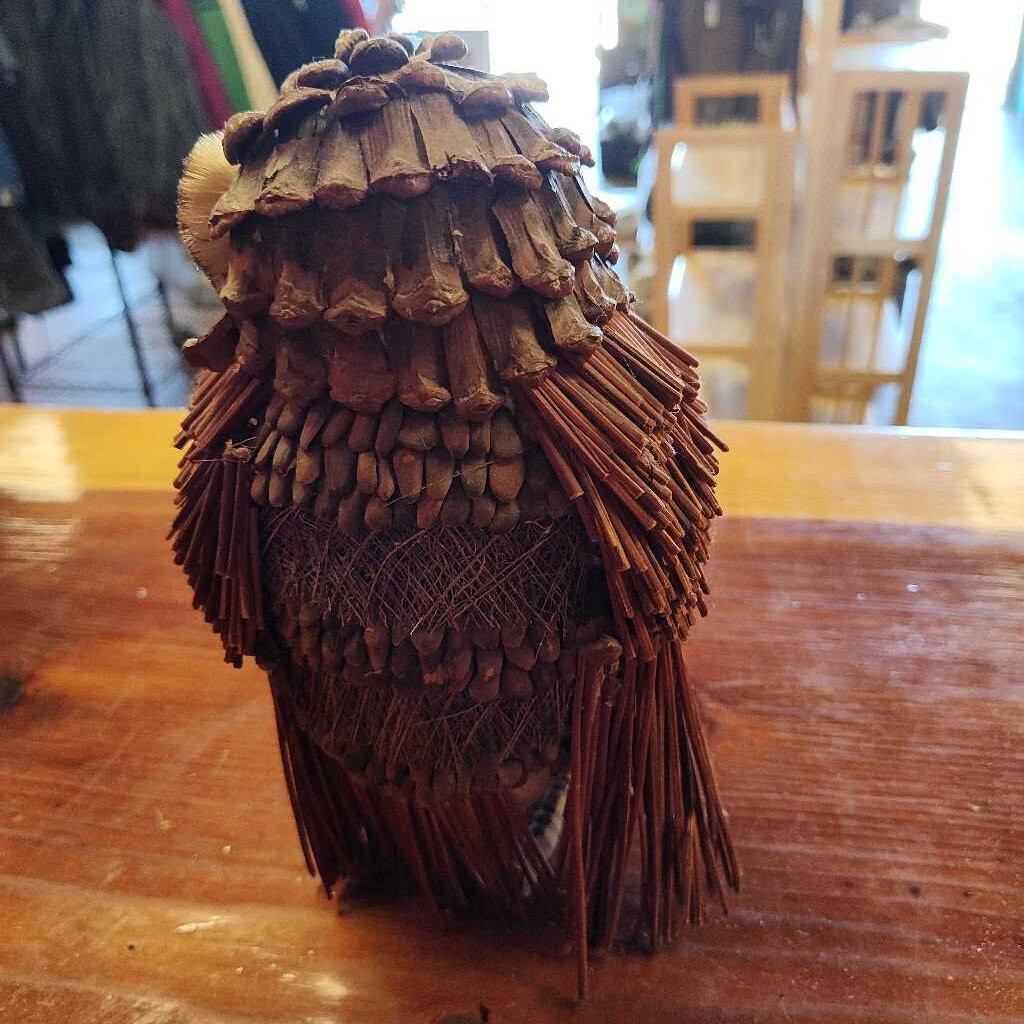 Owl decor- Natural materials
