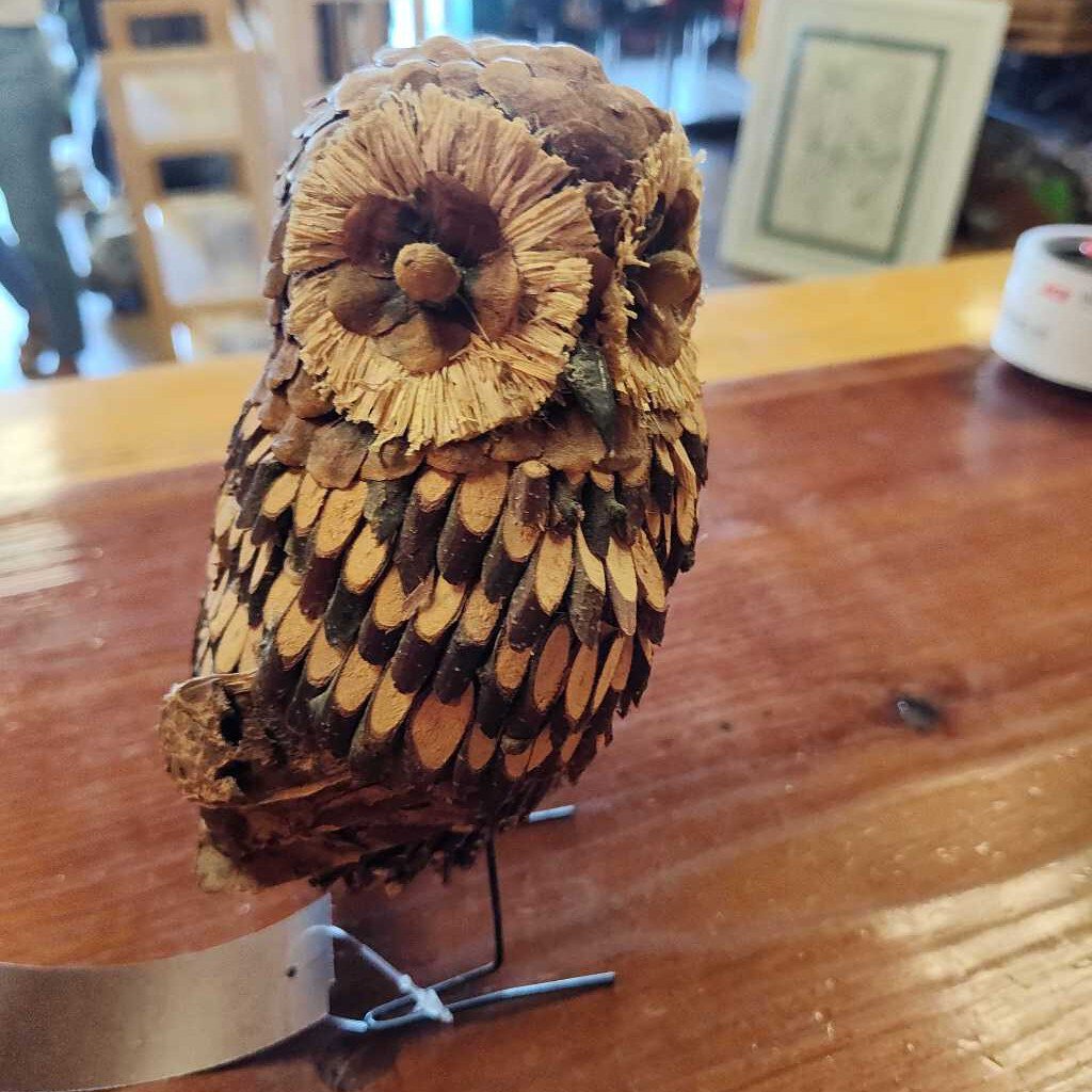 Owl decor- Made out of pine cone