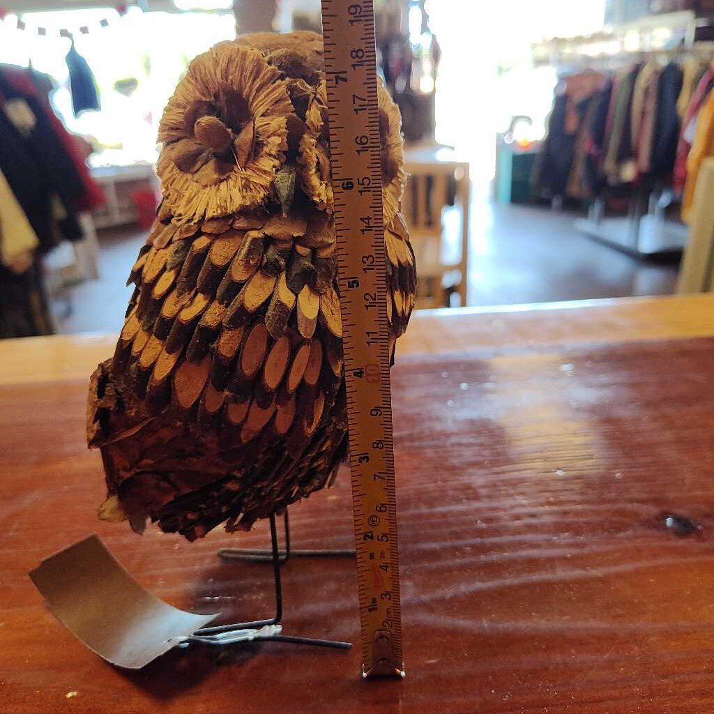 Owl decor- Made out of pine cone