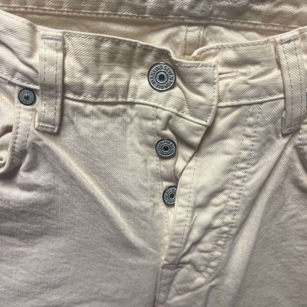 Relaxed Button Fly