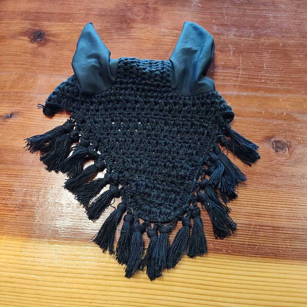 Crochet fly veil