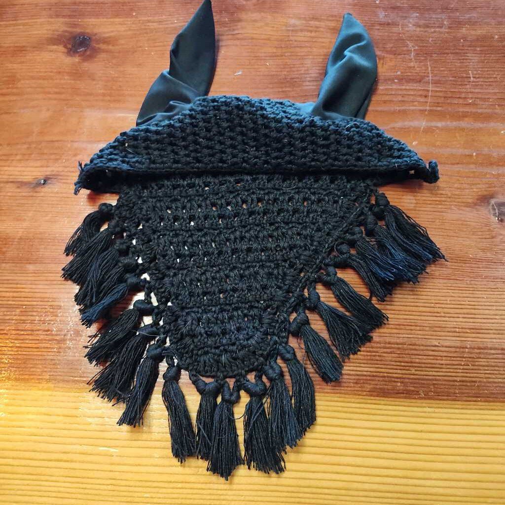 Crochet fly veil