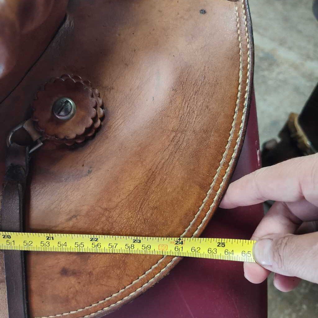 Great trail/ western saddle