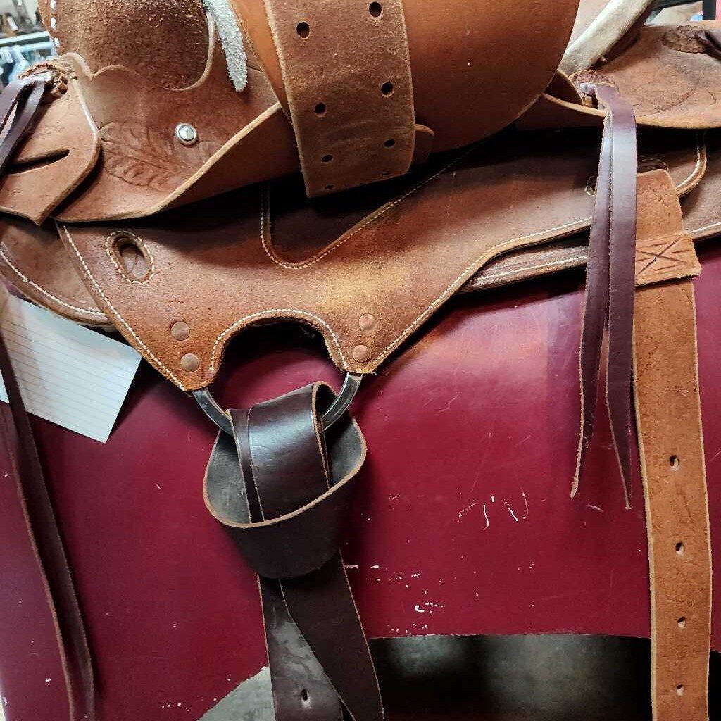 Ranch/ roping saddle