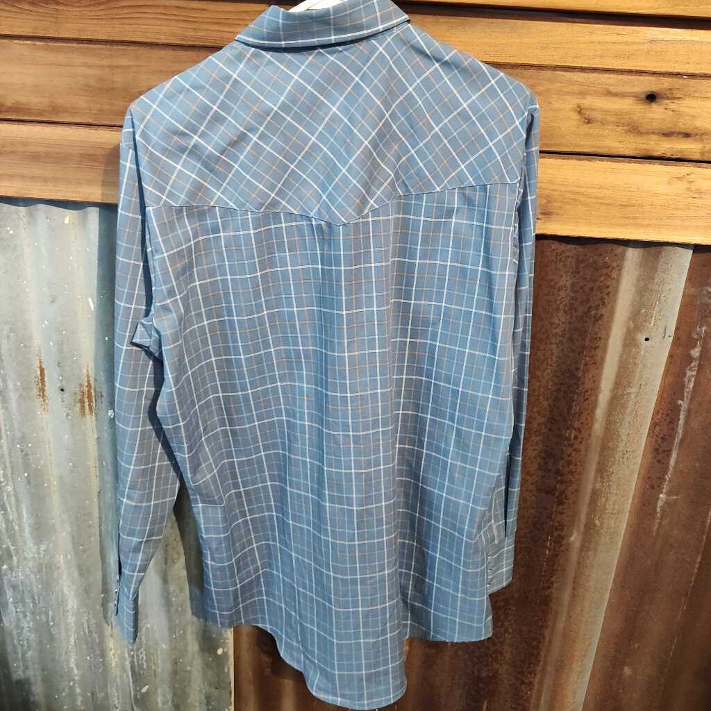 Long sleeve- Snaps- Adult