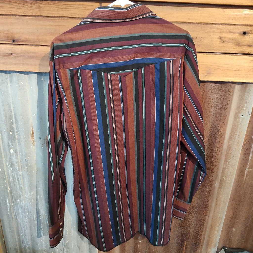 Long sleeve- Snaps- Adult