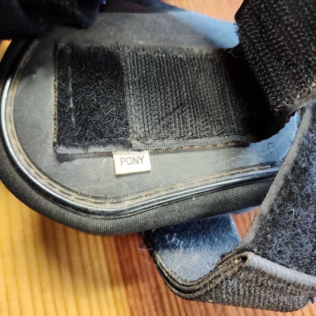 Fetlock boots