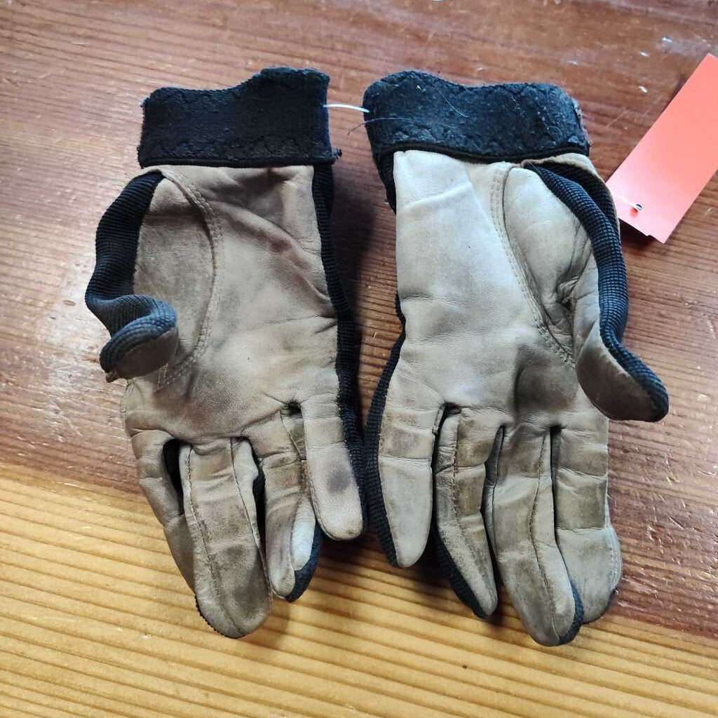 leather grips and fabric top