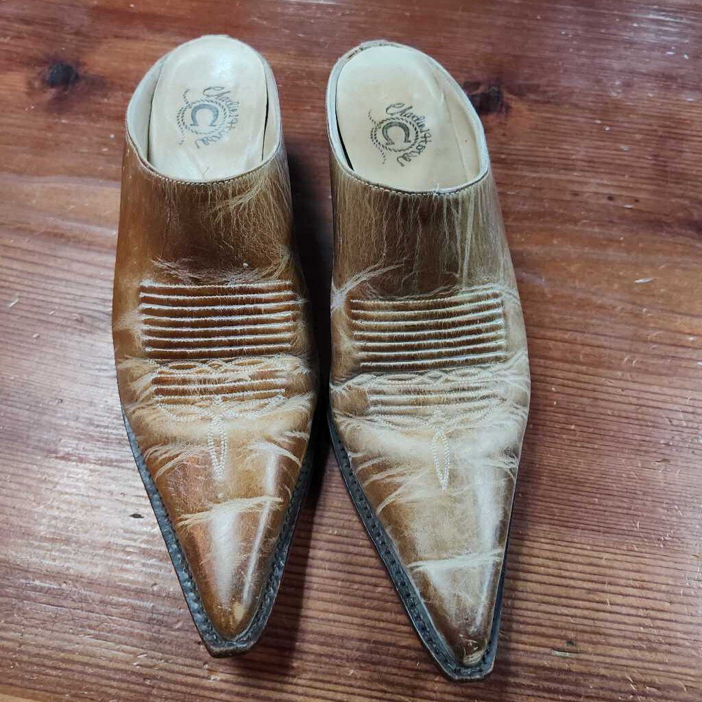 Slip on mules- pointed toe