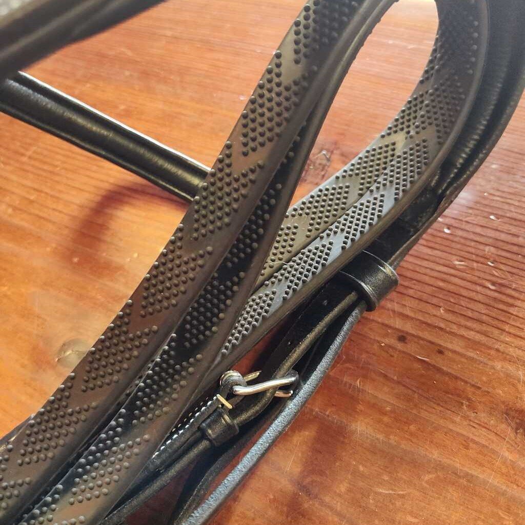Anatomical Bridle