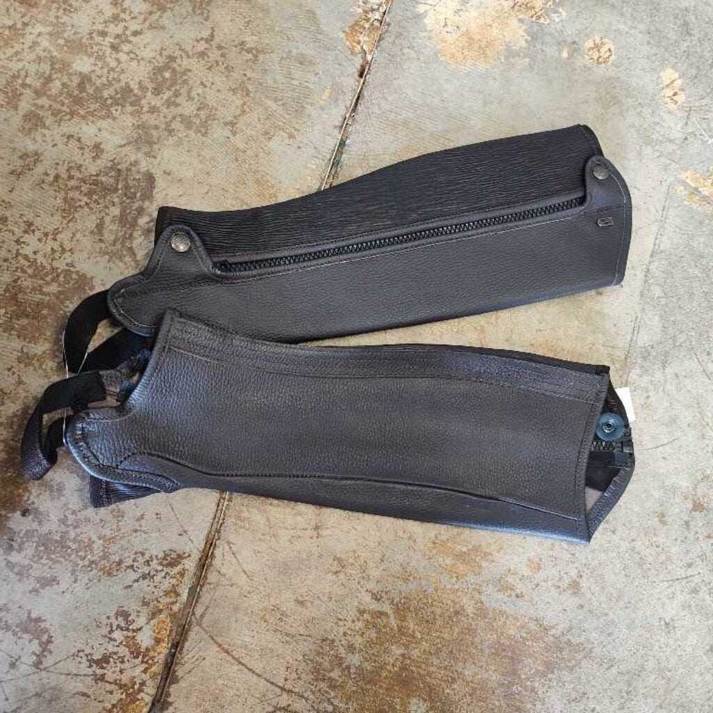 Deluxe Half Chap