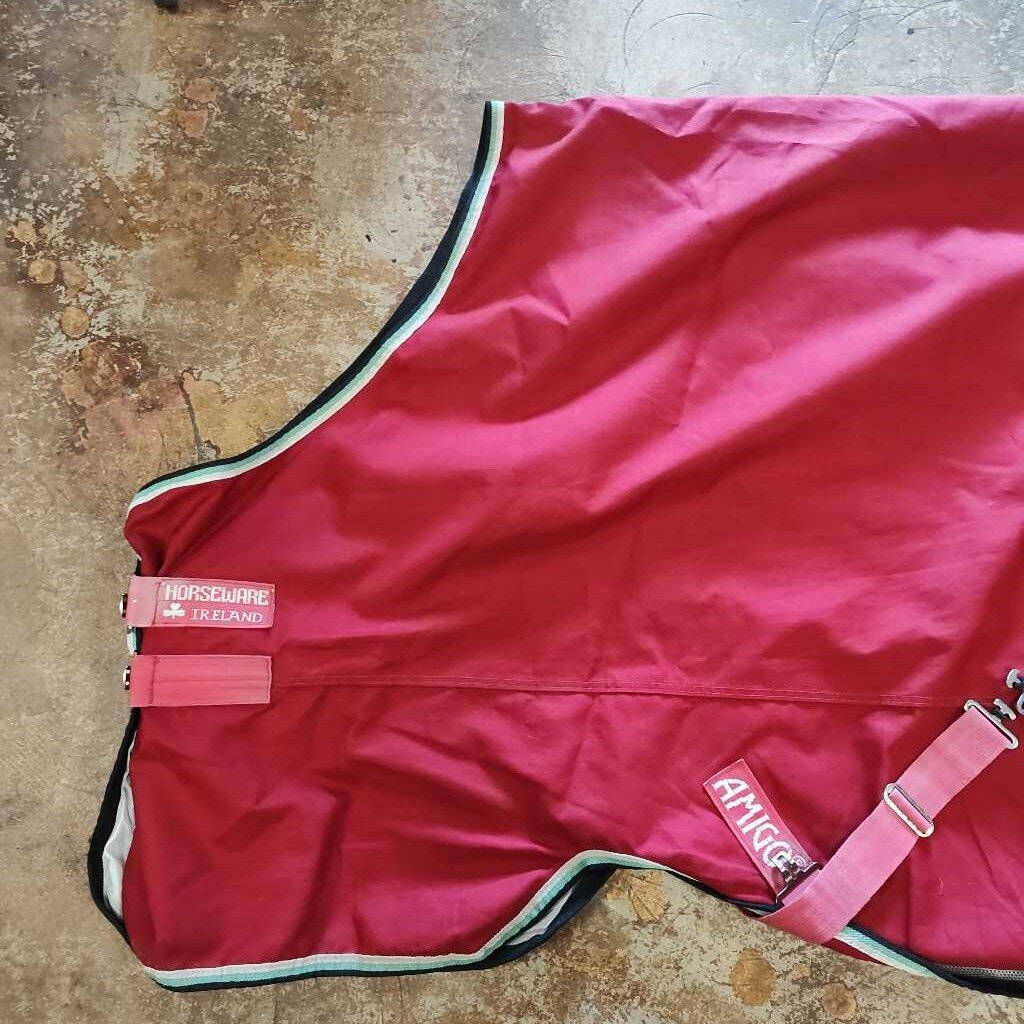 Amigo- rain sheet turnout