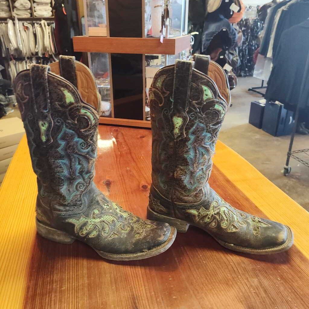 pull on boots- ladies