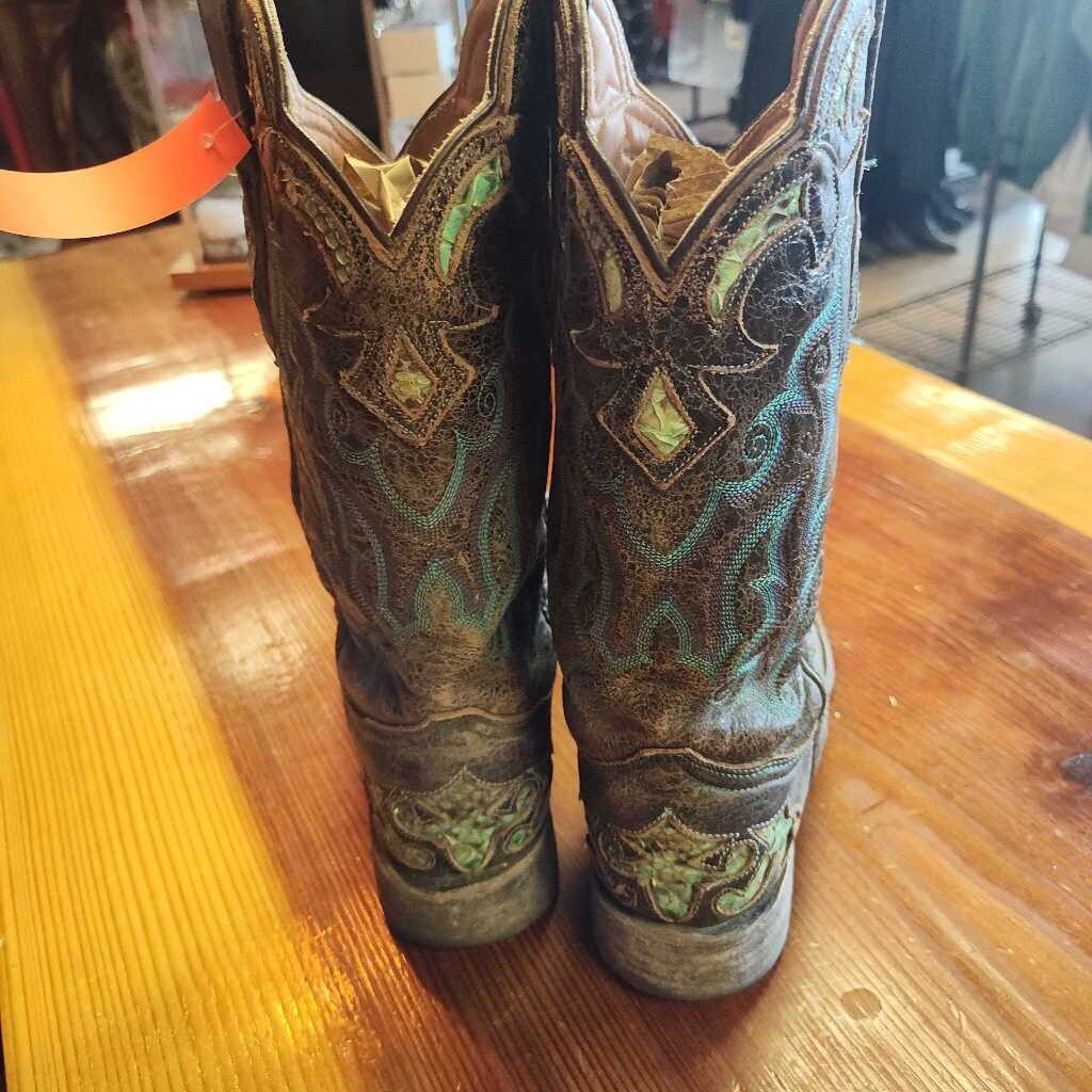 pull on boots- ladies