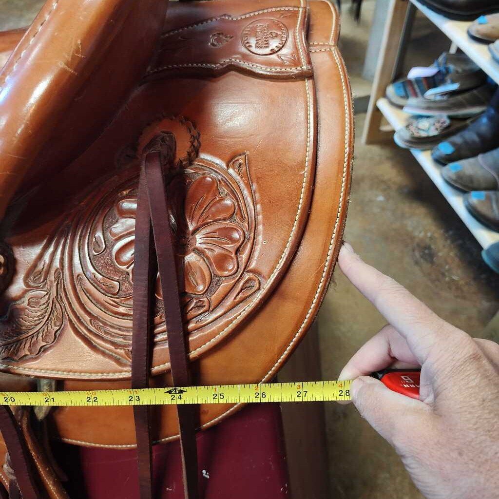 Ranch saddle