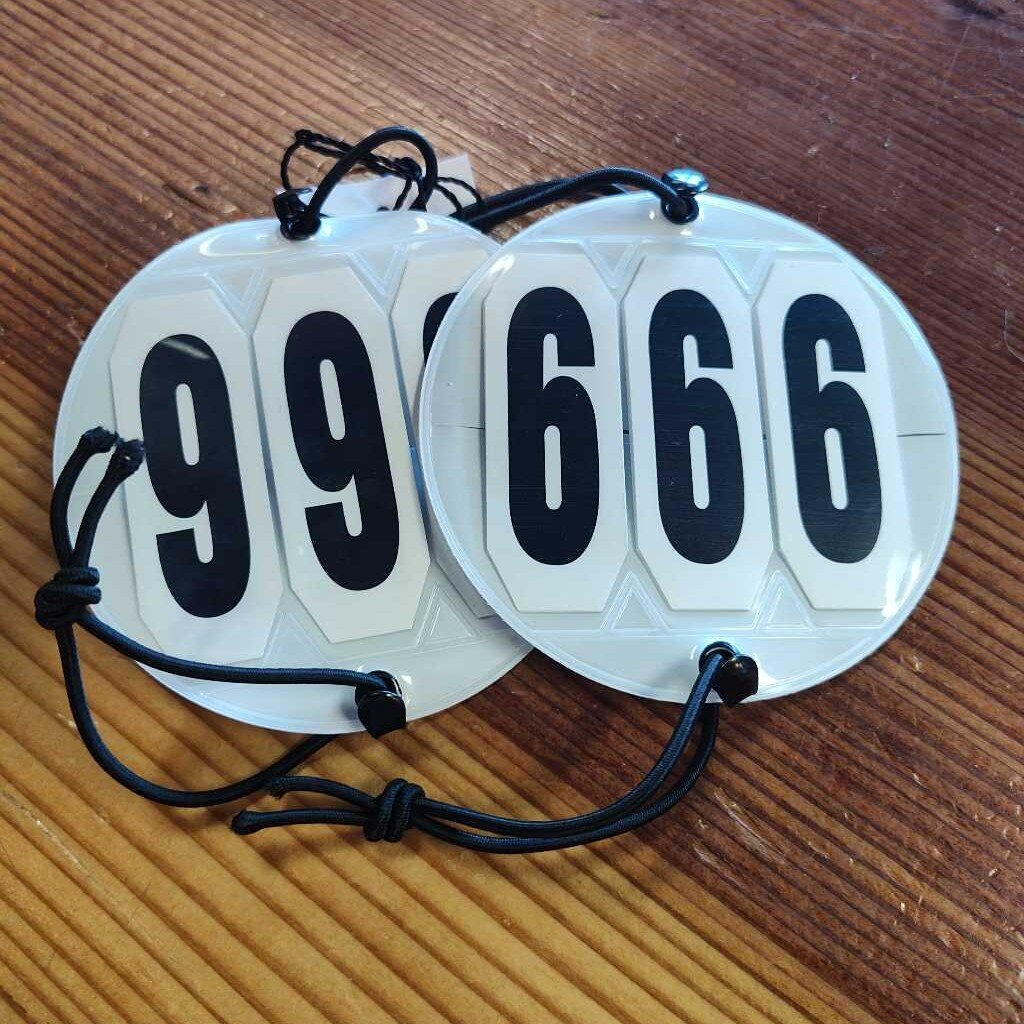 Halter/ bridle numbers (set of 2)