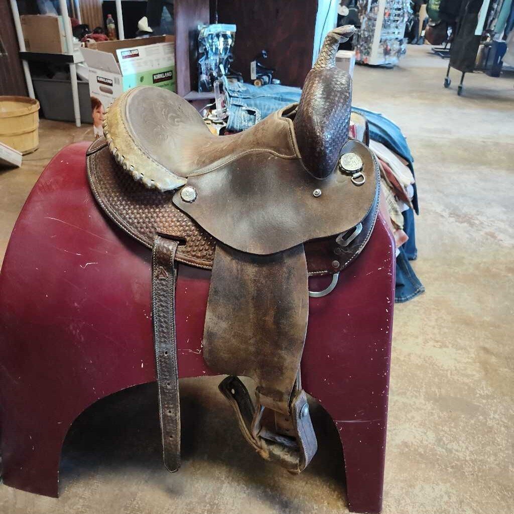 Barrel saddle