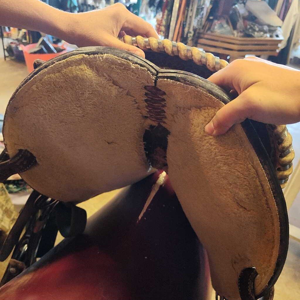 Barrel saddle