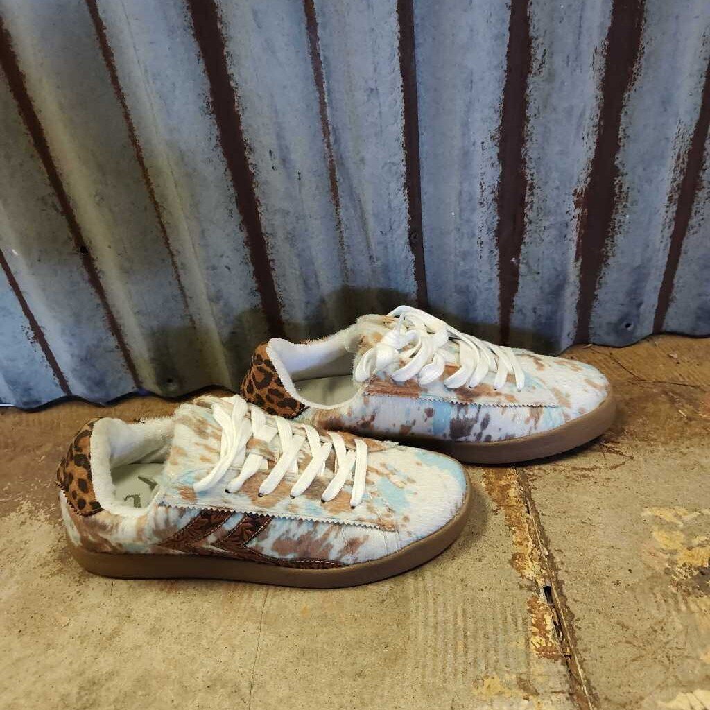 hair on hide- shoes