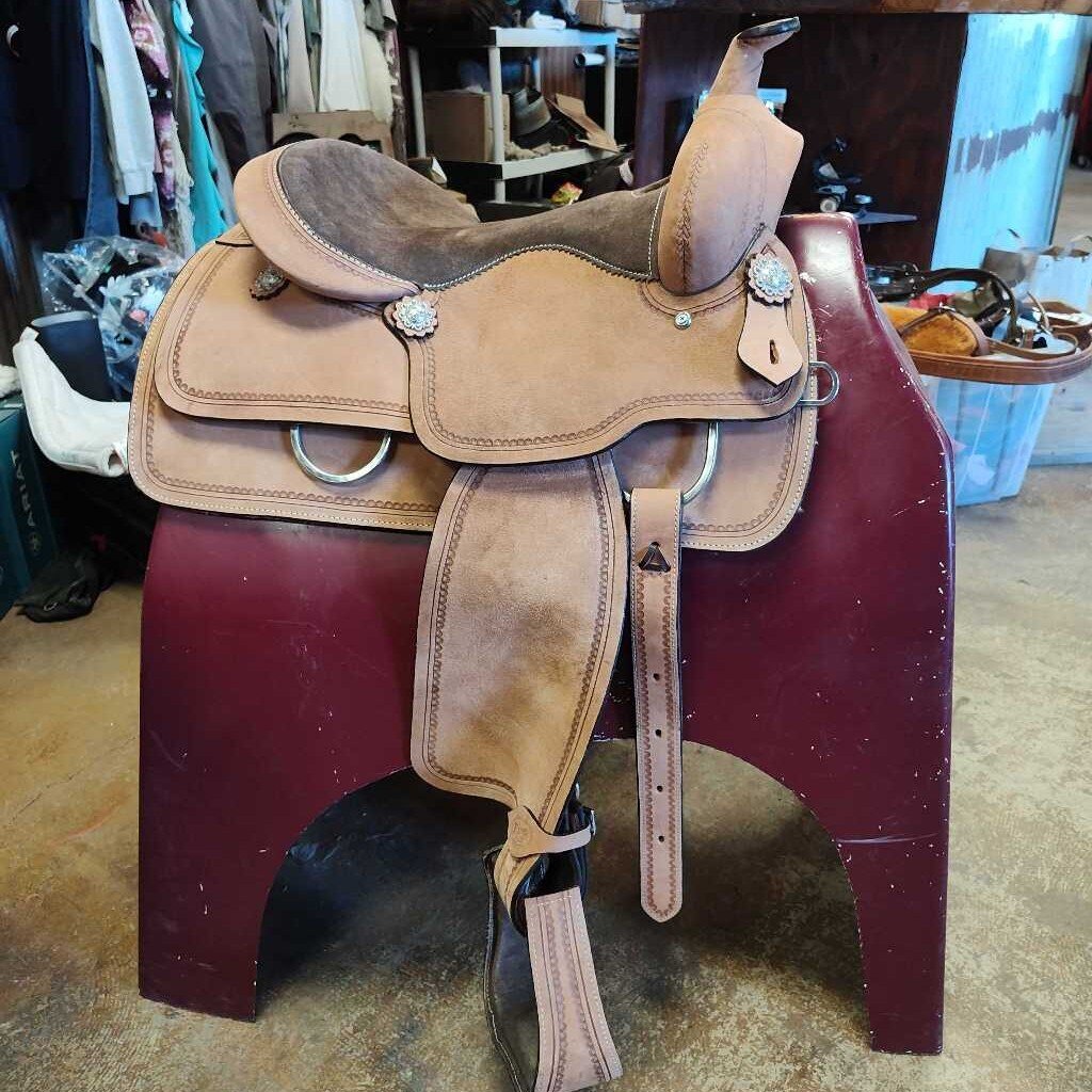 rough out trail/work saddle