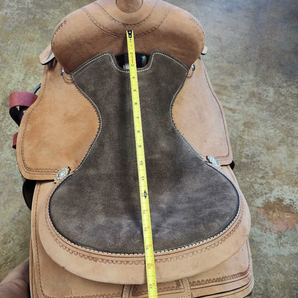 rough out trail/work saddle