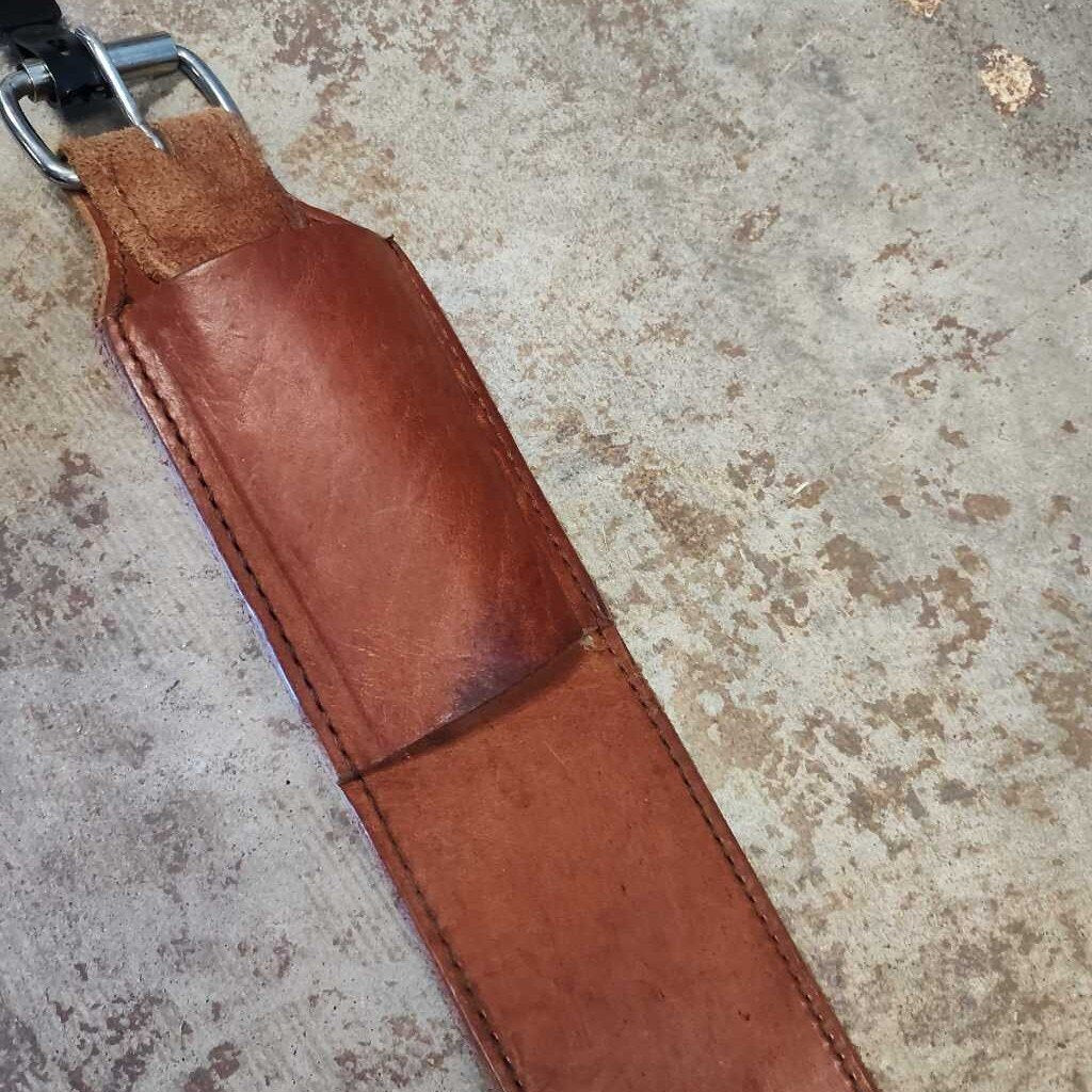 Leather back cinch