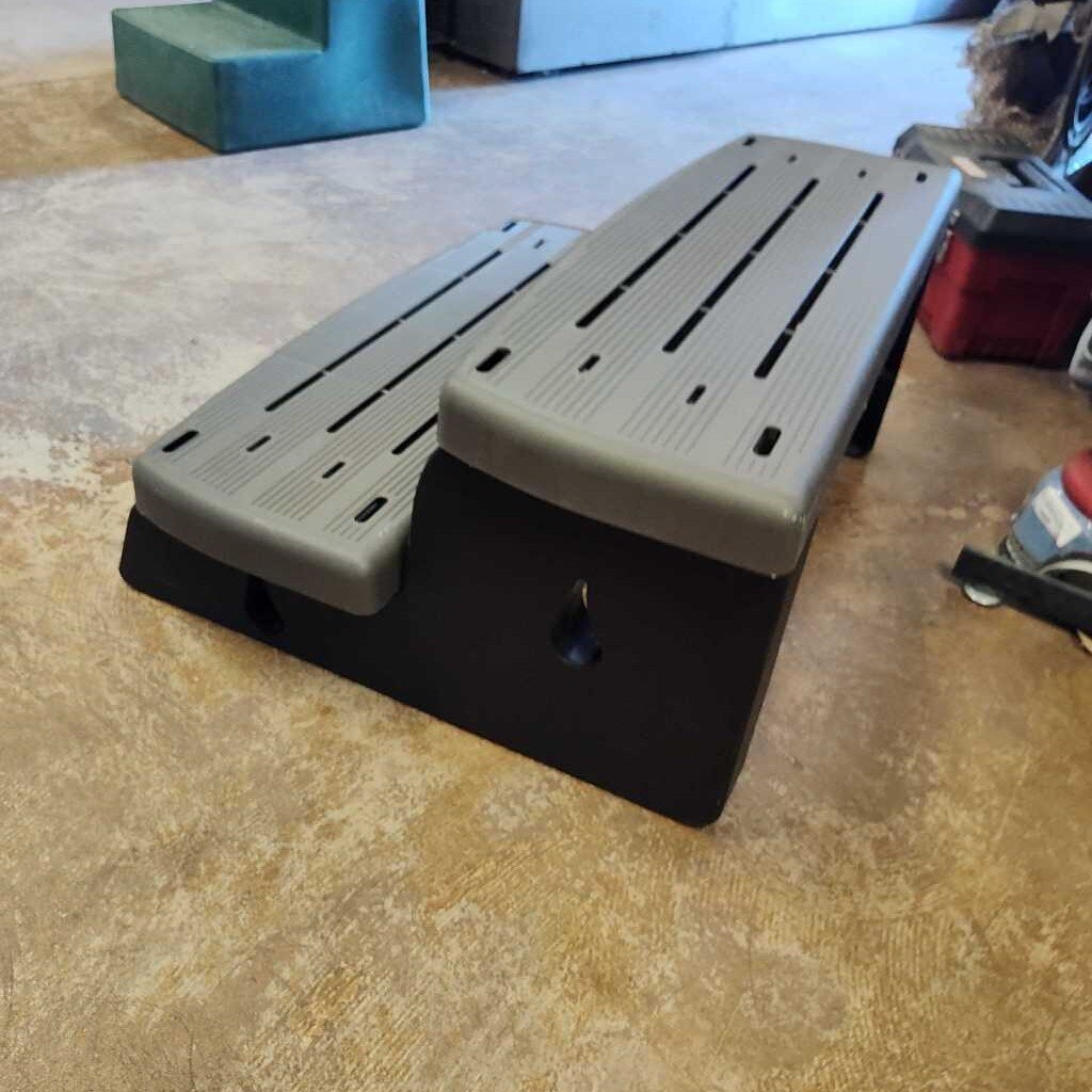 Trailer stairs