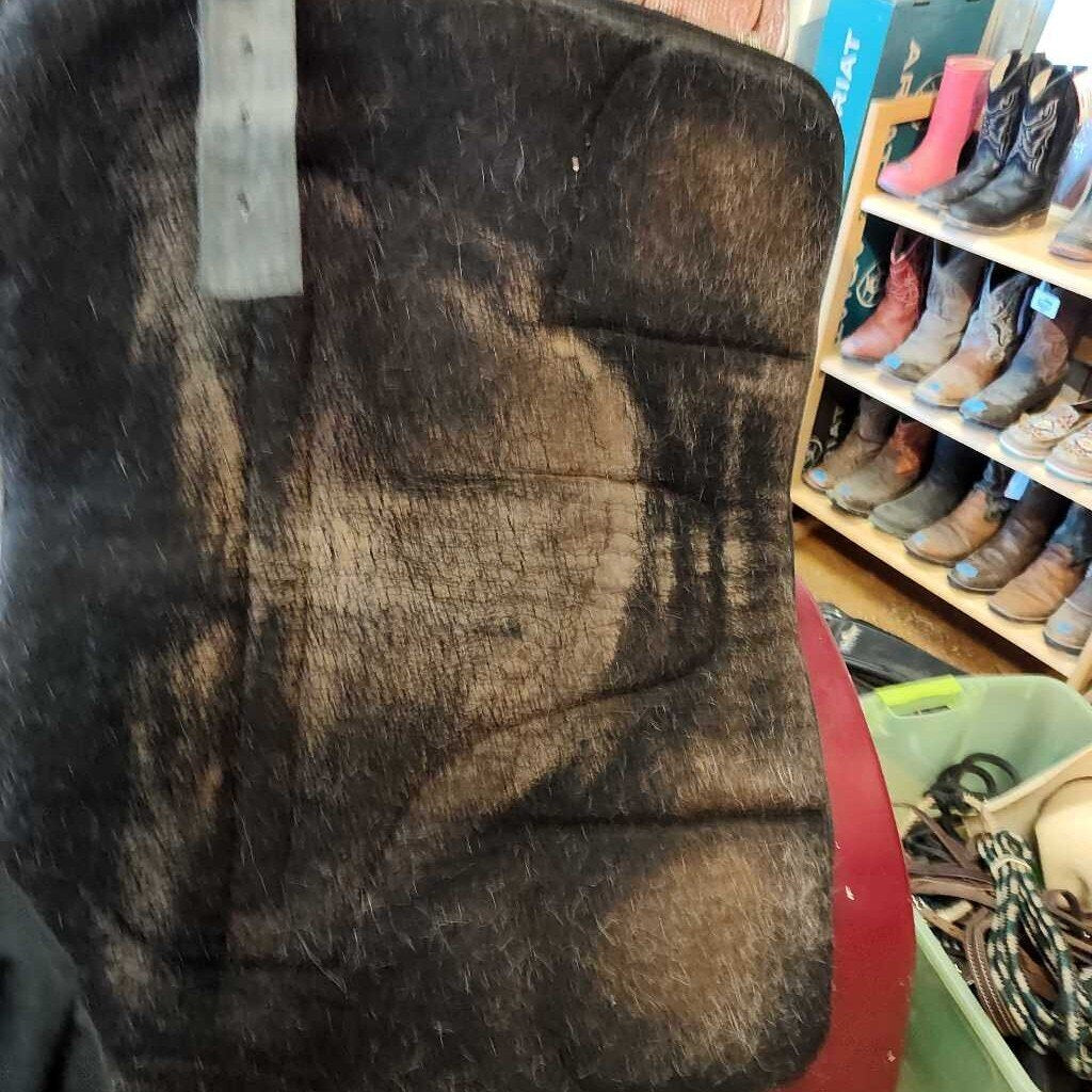 Bareback pad with pockets
