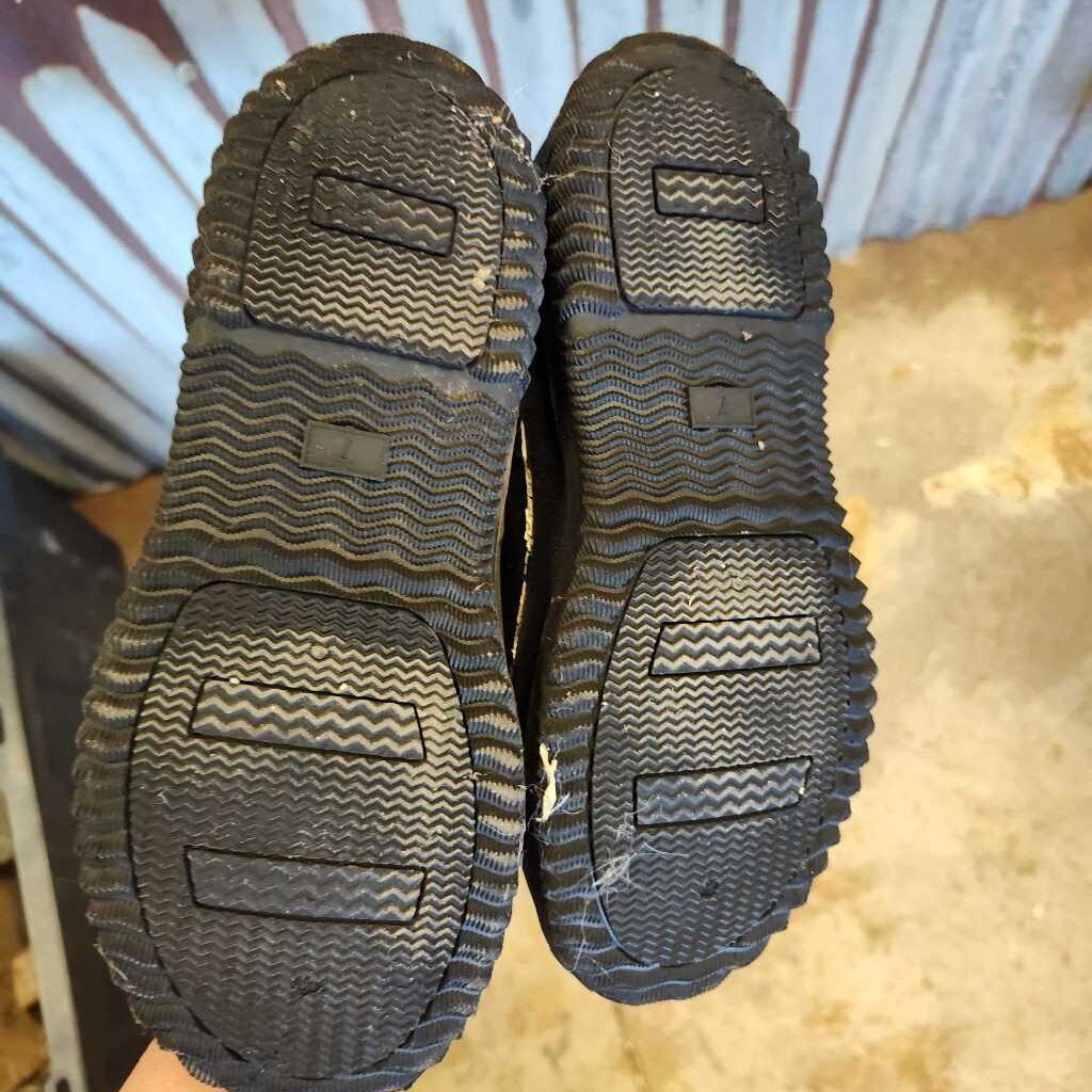 Winter boots