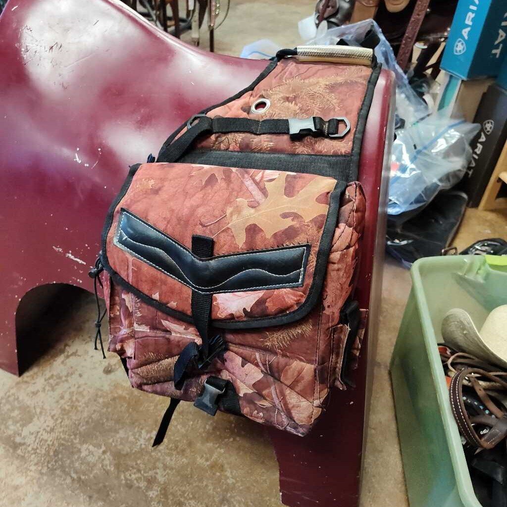 Insulated cantle bag