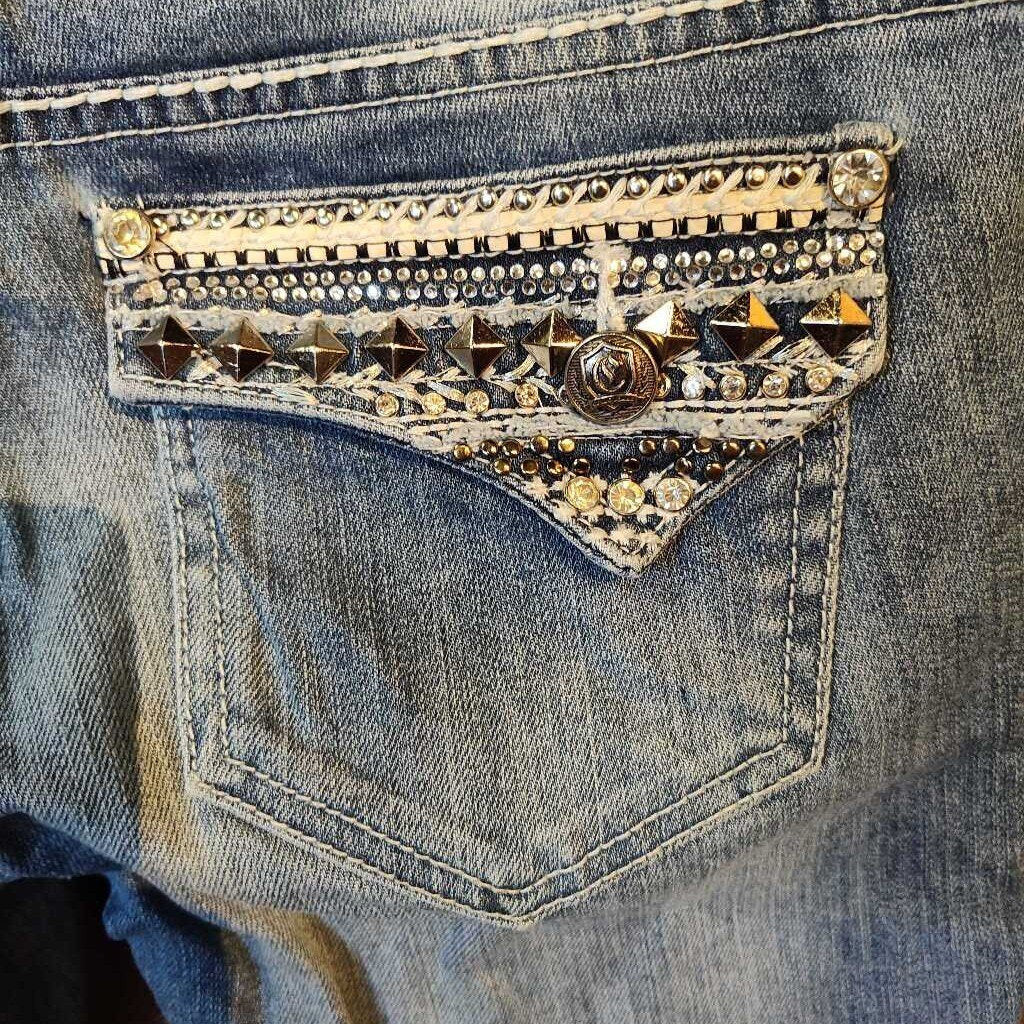 Jeans- very cute