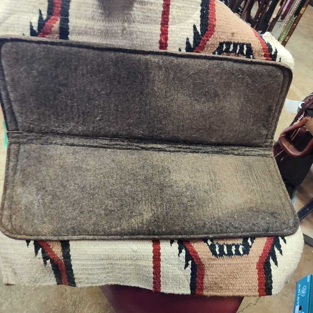 Felt pad with navajo