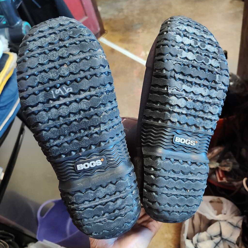 like new pull on