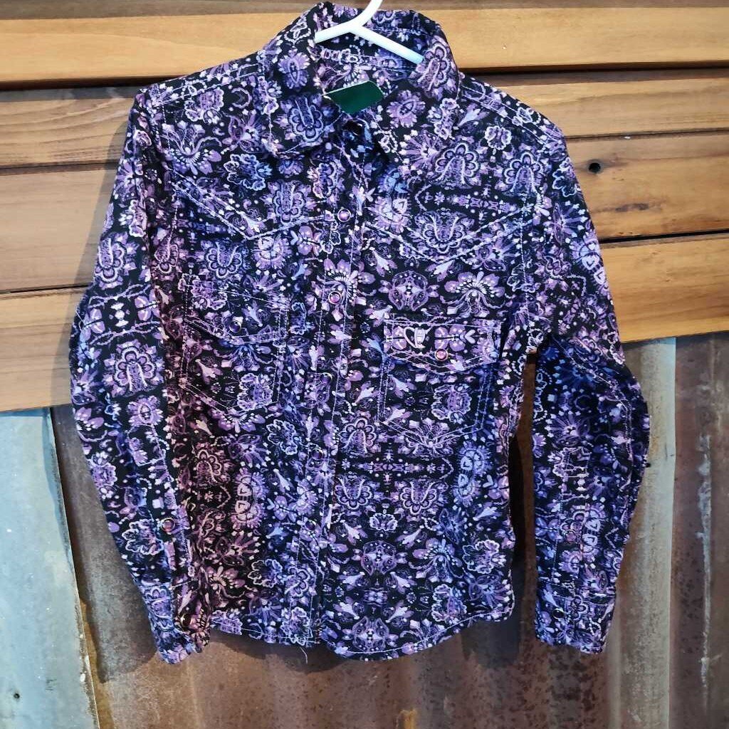 Long sleeve with snaps