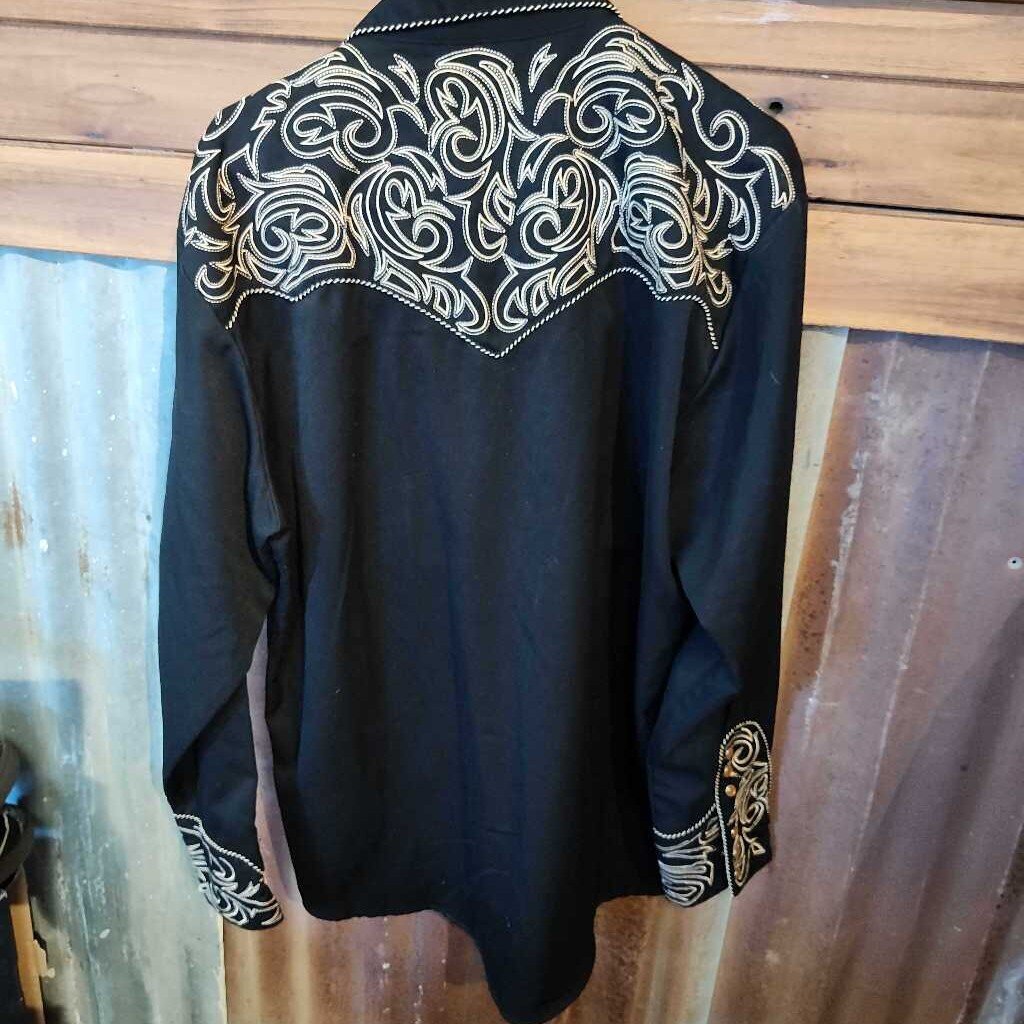 Mens and long sleeve