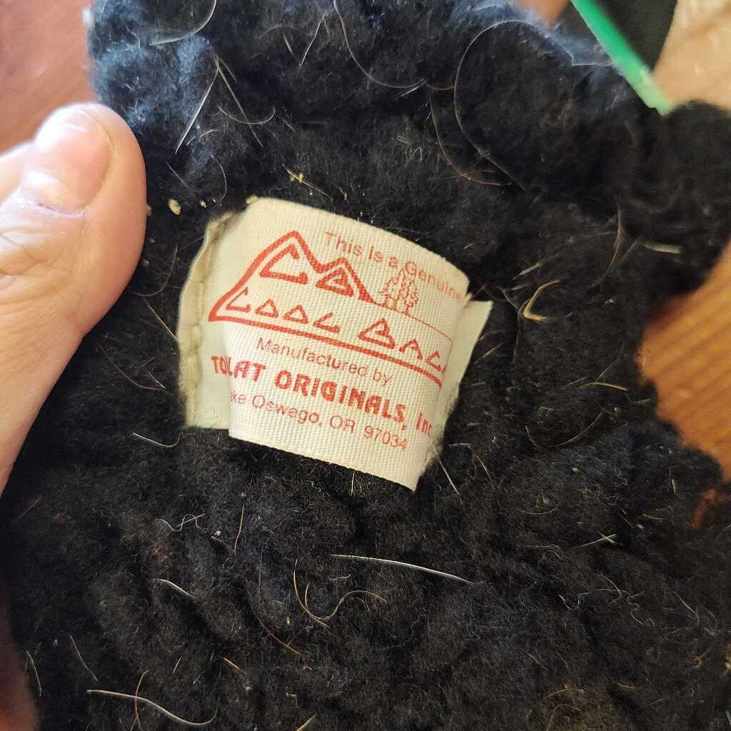Used Syntletic wool- western
