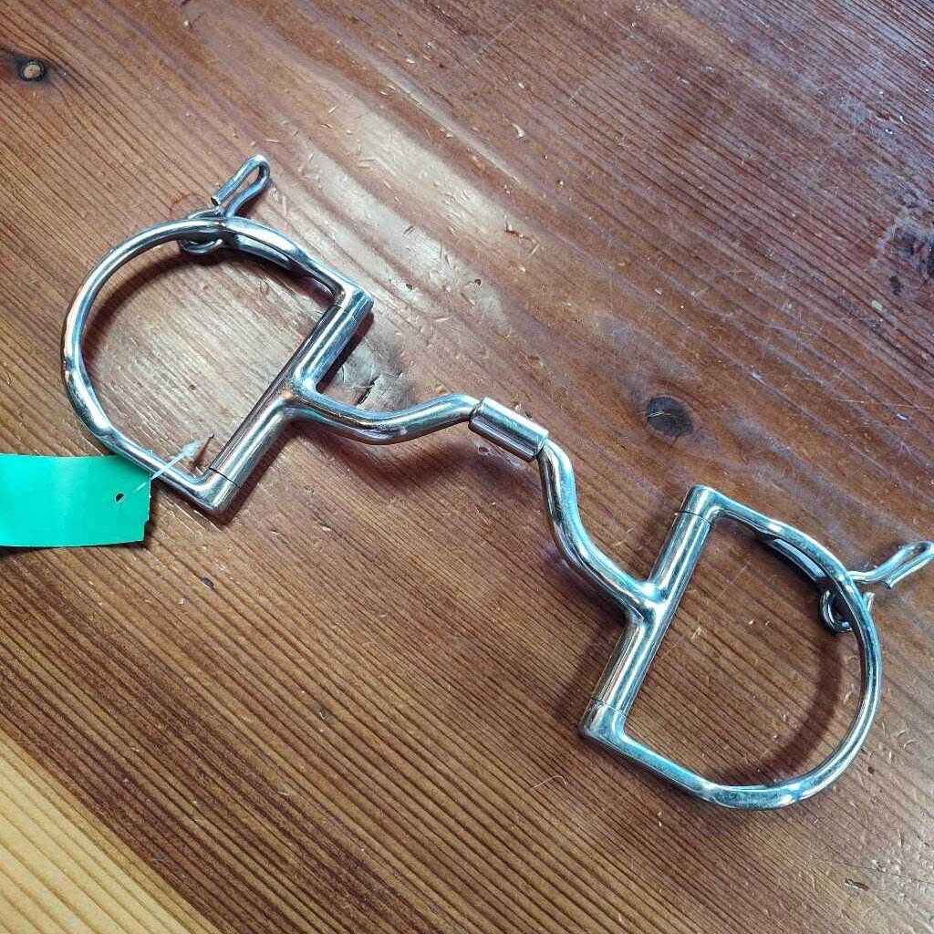 D ring with hooks